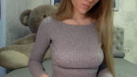 langoria online show from 02/11/26, 05:45