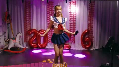 lankwaifong_cindy online show from 02/23/26, 08:33