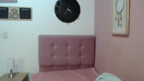 Lanna online show from 02/26/25, 01:19