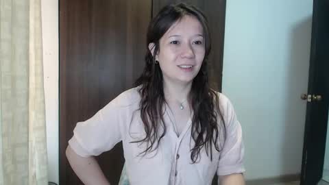 Lanna online show from 04/23/26, 01:13