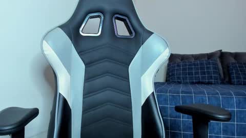 Lanna online show from 02/18/25, 12:28