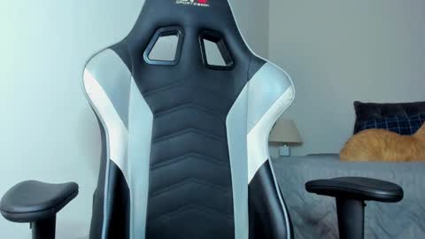 Lanna online show from 02/28/25, 12:32