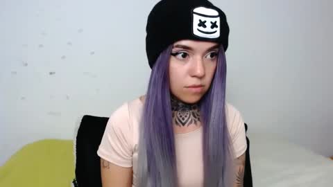 Snapshot of lannie_gonzales chatting on 01/27/25, 11:11 LANNIE   online show from 01/27/25, 11:11