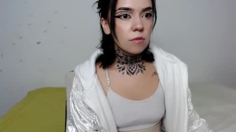 Snapshot of lannie_gonzales chatting on 01/30/25, 08:42 LANNIE   online show from 01/30/25, 08:42