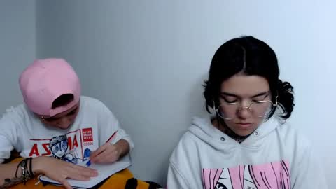 Snapshot of lannie_gonzales chatting on 02/12/25, 01:19 LANNIE   online show from 02/12/25, 01:19