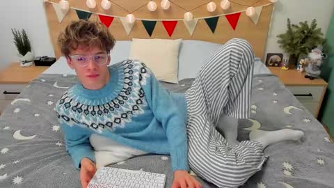 Fandi online show from 01/16/25, 05:21