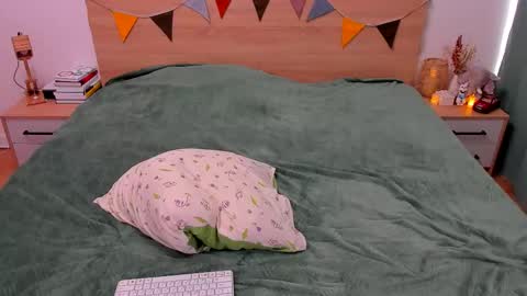 Fandi online show from 09/29/25, 05:56