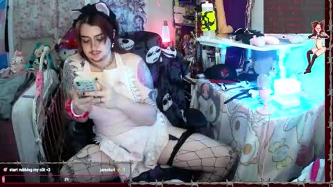 FtMhellhound online show from 10/22/25, 04:35