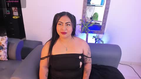 lapeligrosa_ online show from 01/15/25, 12:04