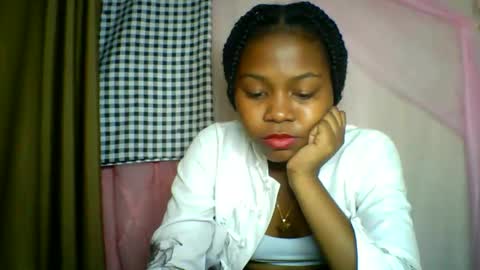 Snapshot of lara_belle chatting on 06/04/26, 08:26 lara_belle online show from 06/04/26, 08:26