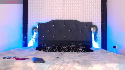 Snapshot of lara_brunette chatting on 01/08/25, 05:37 Lara Brunette  online show from 01/08/25, 05:37