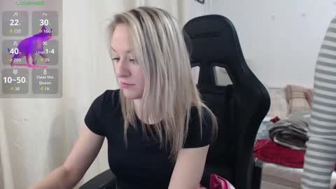 Snapshot of lara_c_rau chatting on 02/01/26, 03:54 Lara online show from 02/01/26, 03:54