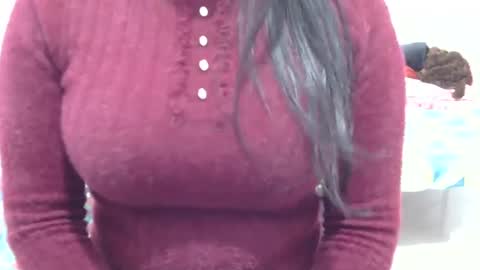 Snapshot of lara_dey chatting on 12/27/24, 09:00 Anshika rai online show from 12/27/24, 09:00