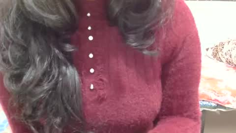 Snapshot of lara_dey chatting on 01/10/25, 10:04 Anshika rai online show from 01/10/25, 10:04