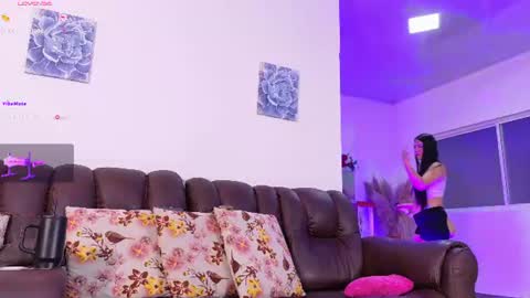 Snapshot of lara_giraldo chatting on 07/22/26, 08:06 Hello Guys I am Lara Giraldo WELCOME To my room online show from 07/22/26, 08:06