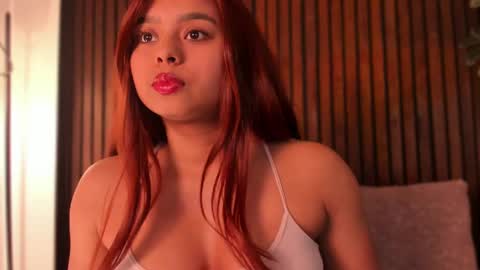 Lara  online show from 09/30/25, 08:36