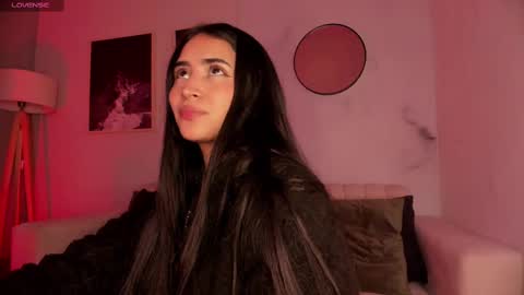 Lara Madisson online show from 10/05/25, 05:39