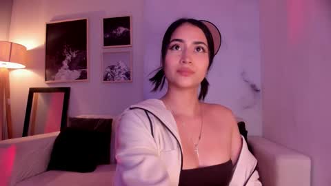 Snapshot of lara_madisson chatting on 03/02/26, 04:47 Lara Madisson online show from 03/02/26, 04:47