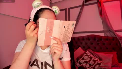 Lara Madisson online show from 04/24/26, 07:33