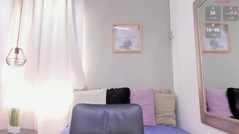      700  200   online show from 04/18/26, 07:58