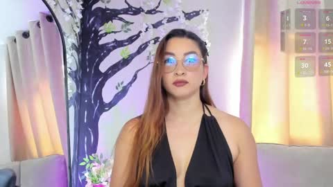      700  200   online show from 04/22/26, 07:37