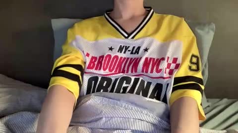 Snapshot of lara_neon chatting on 02/05/26, 02:54 Lara Neon online show from 02/05/26, 02:54