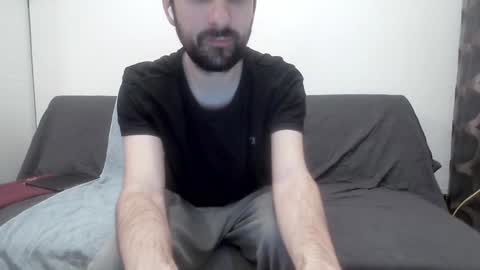 Snapshot of laraaan chatting on 12/16/24, 08:58 laraaan online show from 12/16/24, 08:58