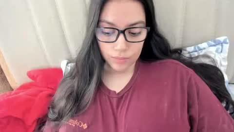 lara online show from 04/23/26, 02:52