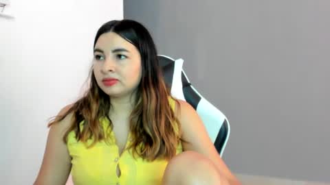 Lara online show from 07/22/26, 05:16