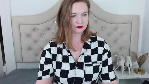 LaraFlirt online show from 01/25/25, 01:10