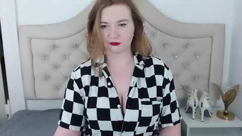 LaraFlirt online show from 01/30/25, 10:08