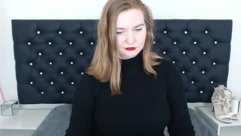 LaraFlirt online show from 03/06/25, 12:10