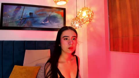 Snapshot of laragoldd chatting on 01/23/25, 12:46 Lara Gold online show from 01/23/25, 12:46