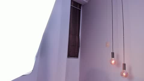 Snapshot of laragoldd chatting on 01/24/25, 12:42 Lara Gold online show from 01/24/25, 12:42