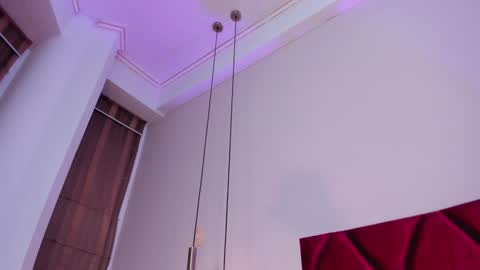 Snapshot of laragoldd chatting on 02/08/25, 01:22 Lara Gold online show from 02/08/25, 01:22