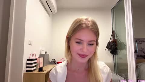 Stella online show from 02/23/26, 10:12