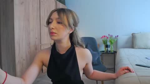 Snapshot of larakanes chatting on 02/17/25, 08:09 LaraKanes online show from 02/17/25, 08:09