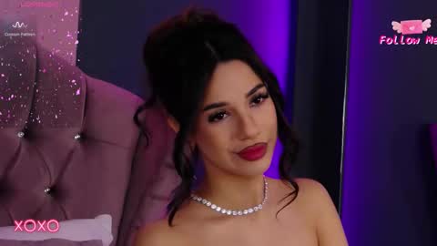 LaraKent online show from 12/13/25, 08:14