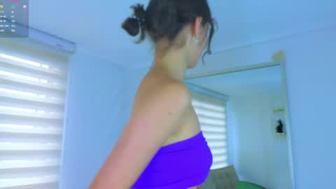 Lara  online show from 12/09/24, 06:25
