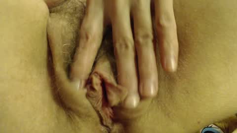 Snapshot of laralhotr chatting on 12/20/24, 06:13 laralhotr online show from 12/20/24, 06:13