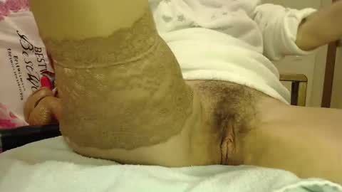 Snapshot of laralhotr chatting on 11/30/25, 02:10 laralhotr online show from 11/30/25, 02:10