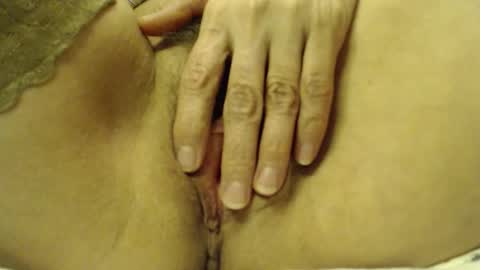 Snapshot of laralhotr chatting on 12/01/25, 07:19 laralhotr online show from 12/01/25, 07:19