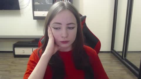 Snapshot of laralianna chatting on 12/21/24, 08:32 Laralianna online show from 12/21/24, 08:32