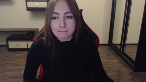 Snapshot of laralianna chatting on 01/09/25, 04:52 Laralianna online show from 01/09/25, 04:52