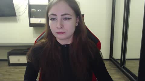 Snapshot of laralianna chatting on 01/17/25, 10:33 Laralianna online show from 01/17/25, 10:33