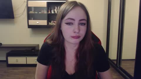 Snapshot of laralianna chatting on 02/23/25, 08:33 Laralianna online show from 02/23/25, 08:33