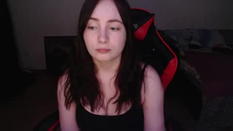 Laralianna online show from 04/01/26, 07:55