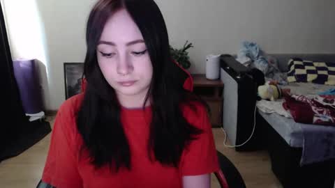 Laralianna online show from 04/10/26, 12:10