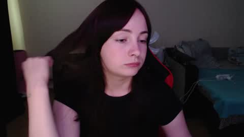 Snapshot of laralianna chatting on 07/02/26, 12:33 Laralianna online show from 07/02/26, 12:33