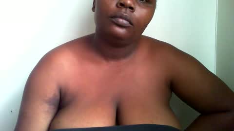 Snapshot of laralovex chatting on 01/13/25, 11:30 laralovex online show from 01/13/25, 11:30